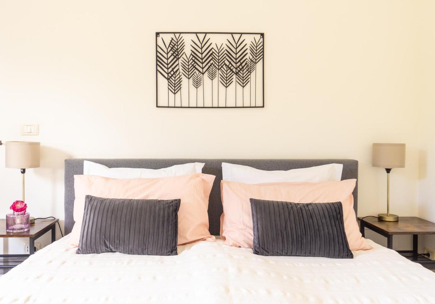 Rosa Nel Pozzo Apartments And B&B San Pietro  ภายนอก รูปภาพ