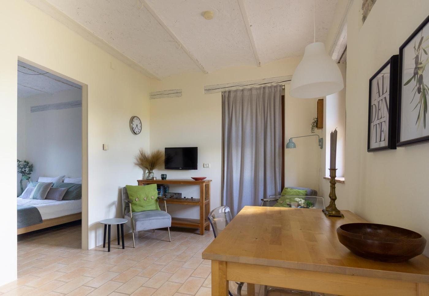 Rosa Nel Pozzo Apartments And B&B San Pietro  ภายนอก รูปภาพ