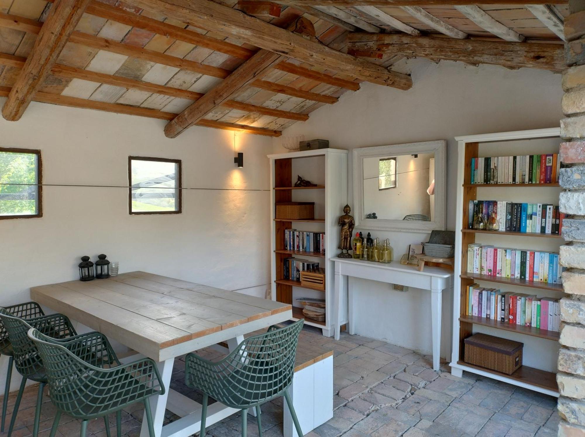 Rosa Nel Pozzo Apartments And B&B San Pietro  ภายนอก รูปภาพ